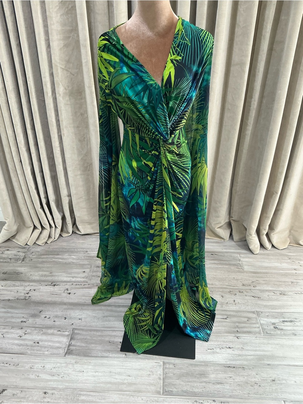 VENUS Green Tropical Leaf Wrap Maxi Dress - Picture 2 of 7
